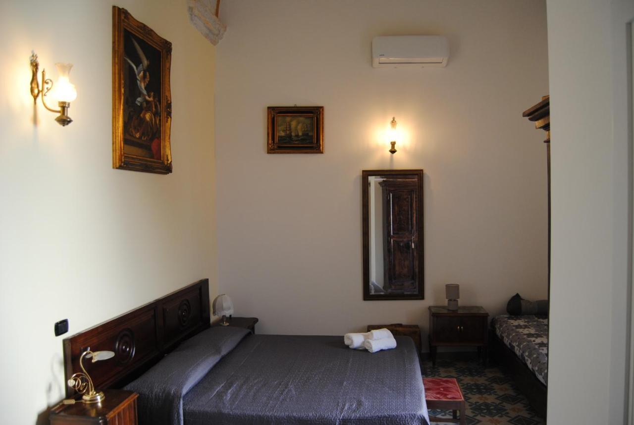 B & B Palazzo Maestro & Corte Maestro Rooms Gallipoli Exterior foto